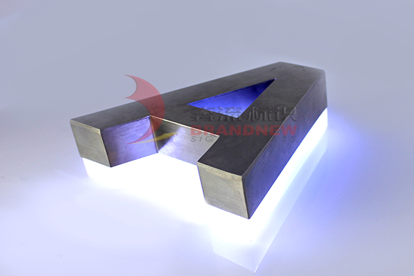 不銹鋼發(fā)光字 不銹鋼發(fā)光字