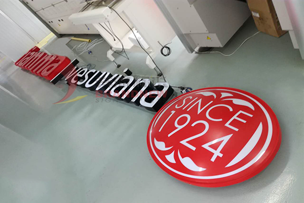 吸塑發光字 吸塑發光字